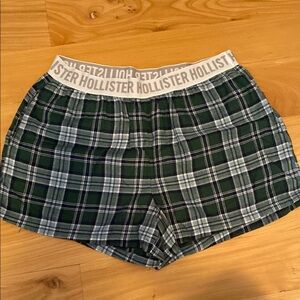 Hollister Green and White Plaid Sleep Short